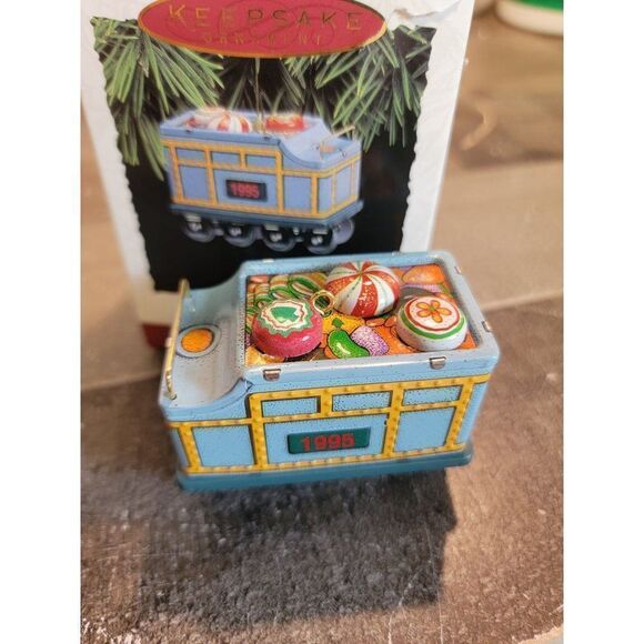 Hallmark 1995 Yuletide Central ornament Xmas Decor train - Picture 1 of 4